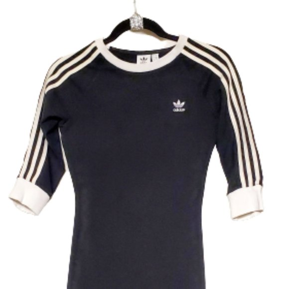 Adidas Fitted 3 Striped T Shirt Dress. XS - Picture 3 of 6